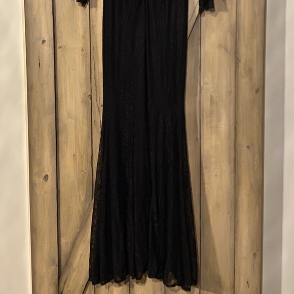 Black Lace Formal Dress - Picture 3 of 4